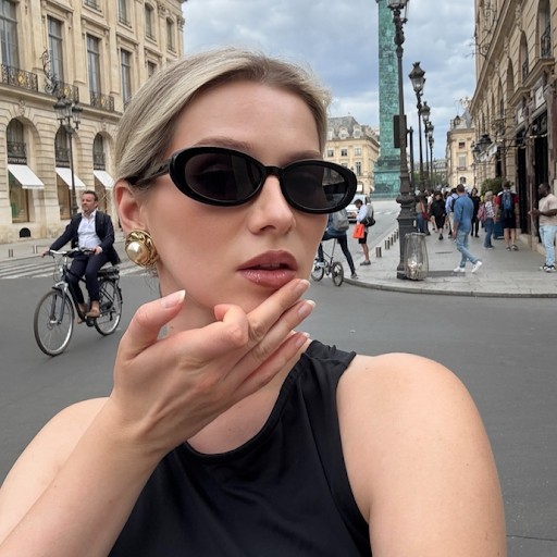 Marie Bnz Marie Bnz