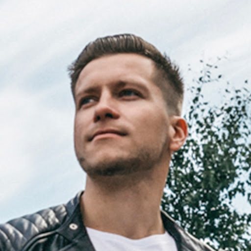 гид в Москве - PLAYBOARD