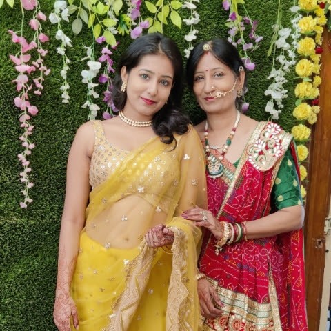 Seema & Radhika Maroo Seema & Radhika Maroo