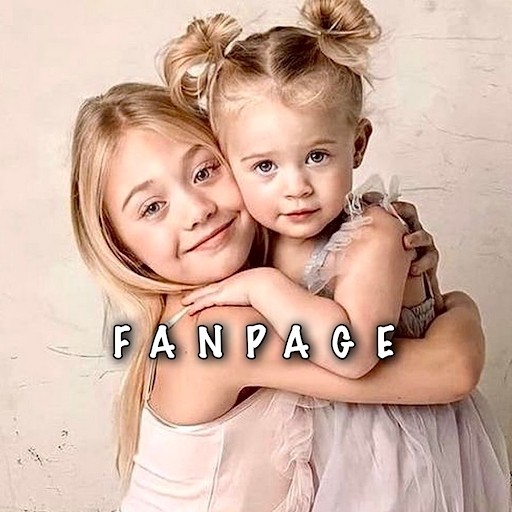 everleigh rose opens toys Lurevibe main image 1
