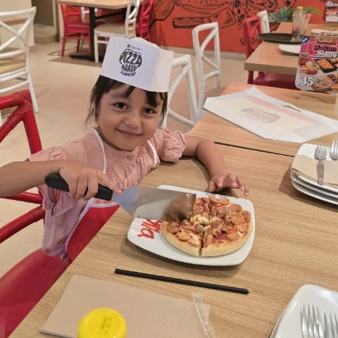 SAHABAT ARSYILA SAHABAT ARSYILA