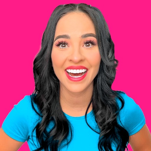 Karla Bustillos Karla Bustillos
