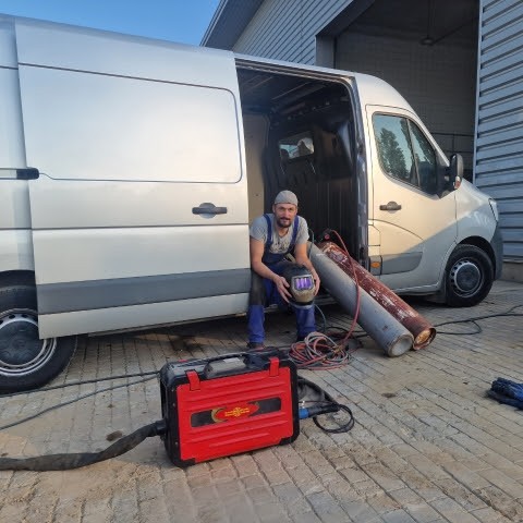 Welding mechanik Petr