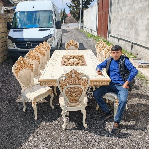 Kunc_Divan_2