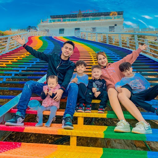 Sơn sì Family