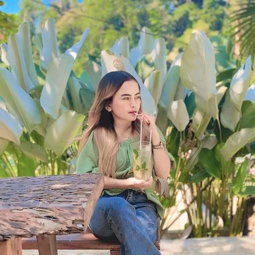 Nayla Kurnia