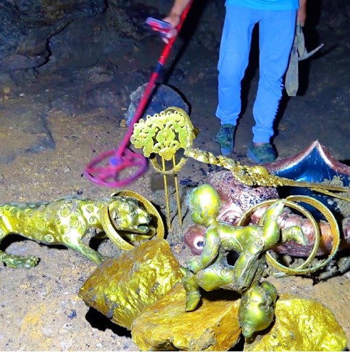 Treasure finder Treasure finder